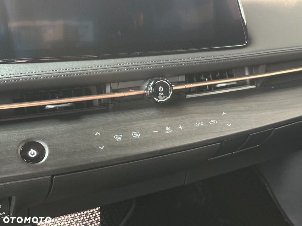 Nissan Ariya - 14