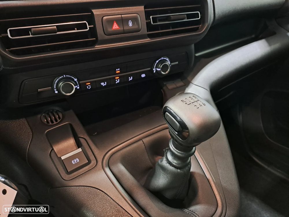 Opel Combo - 8
