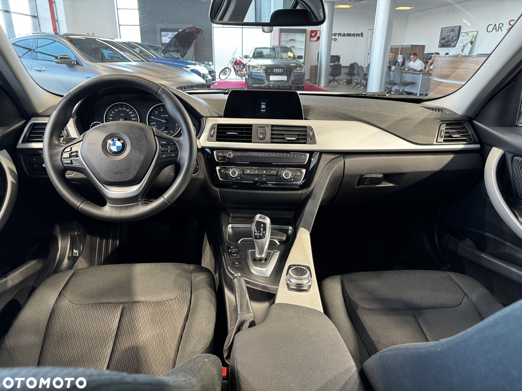 BMW Seria 3 - 16