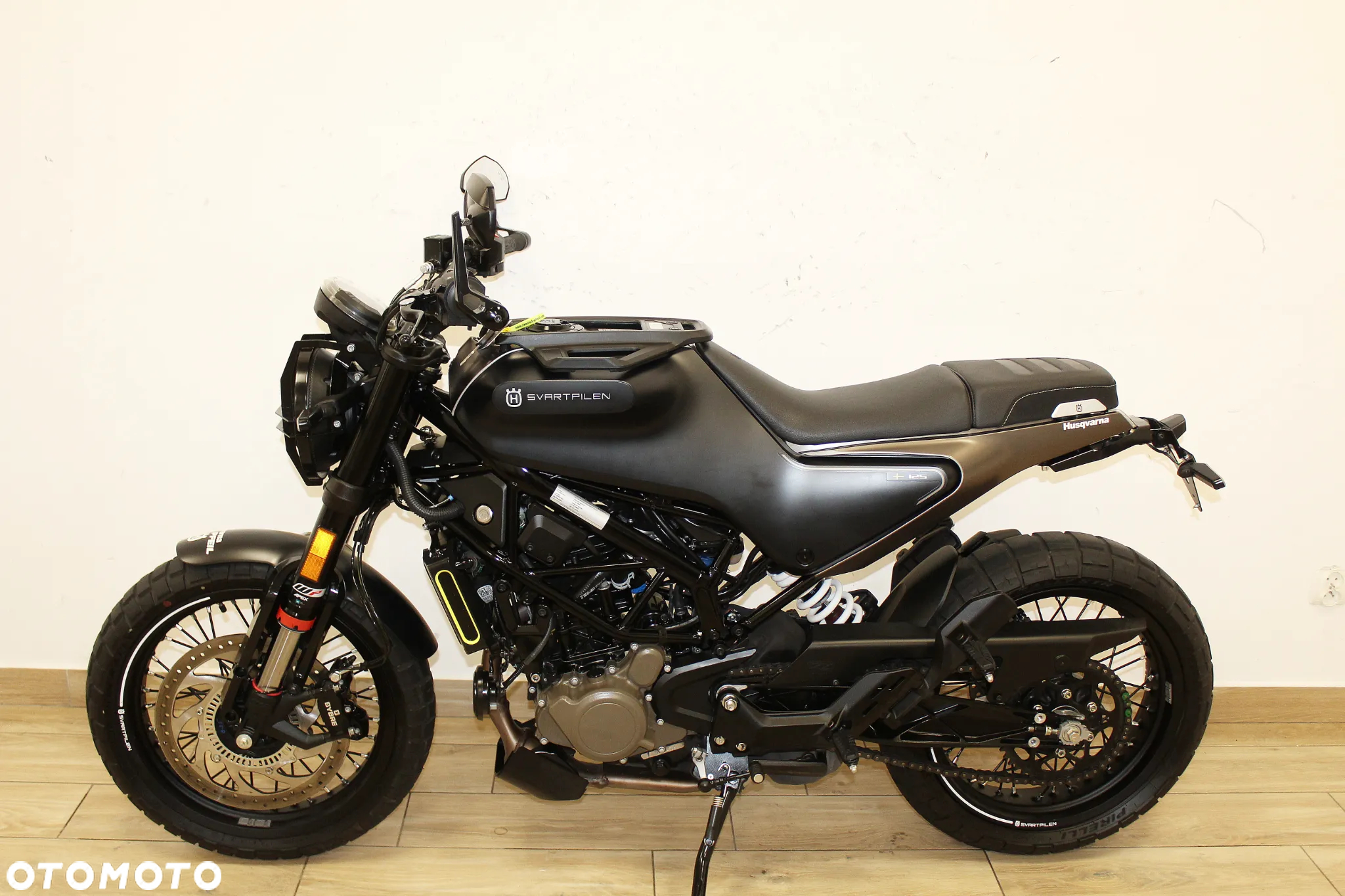 Husqvarna Svartpilen - 4