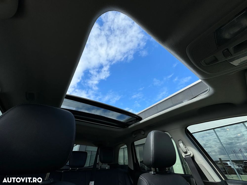 Suzuki Vitara 1.4 Boosterjet AllGrip MHEV Luxus - 23