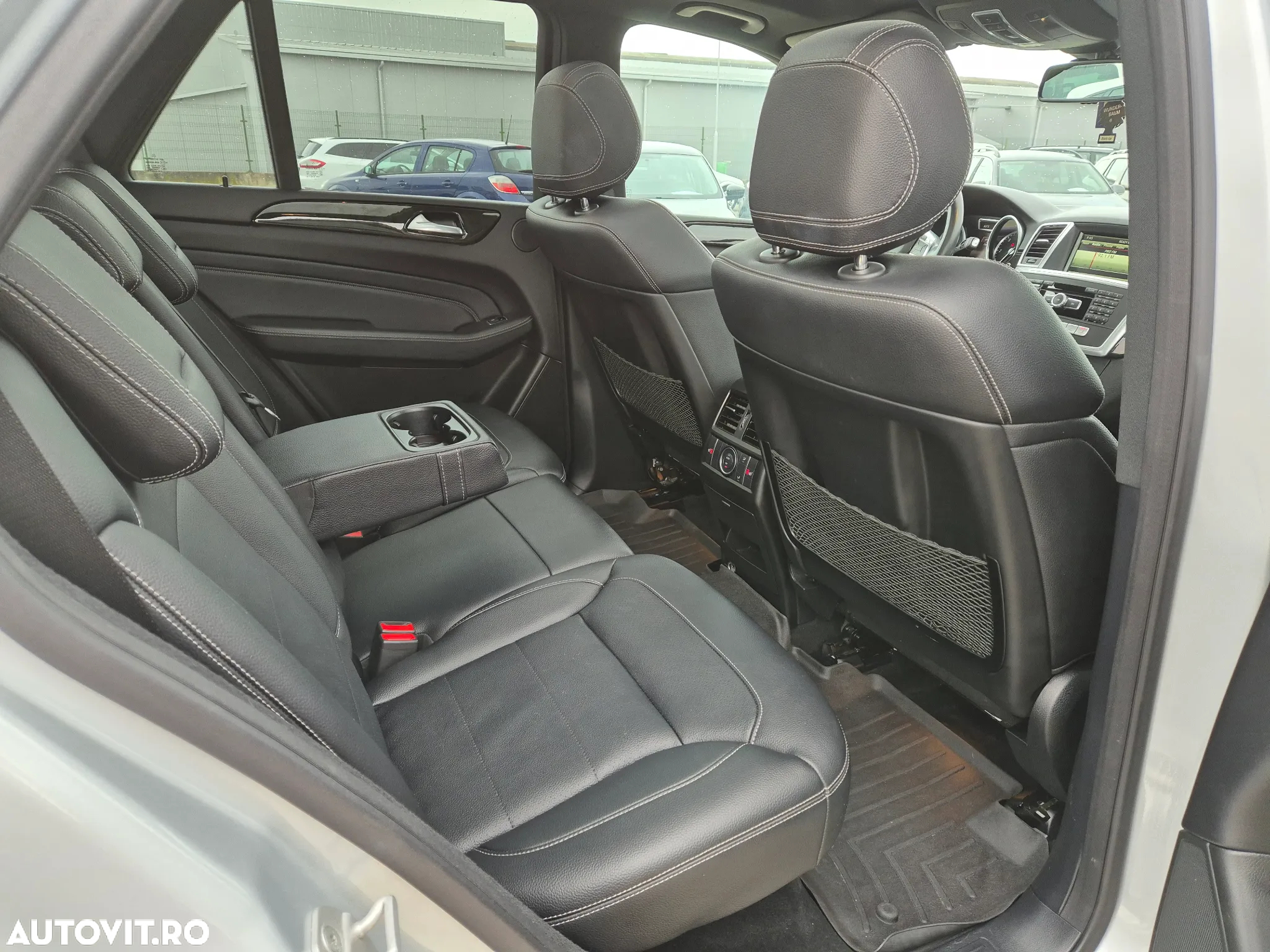 Mercedes-Benz ML 350 BlueTEC 4MATIC 7G-TRONIC - 27