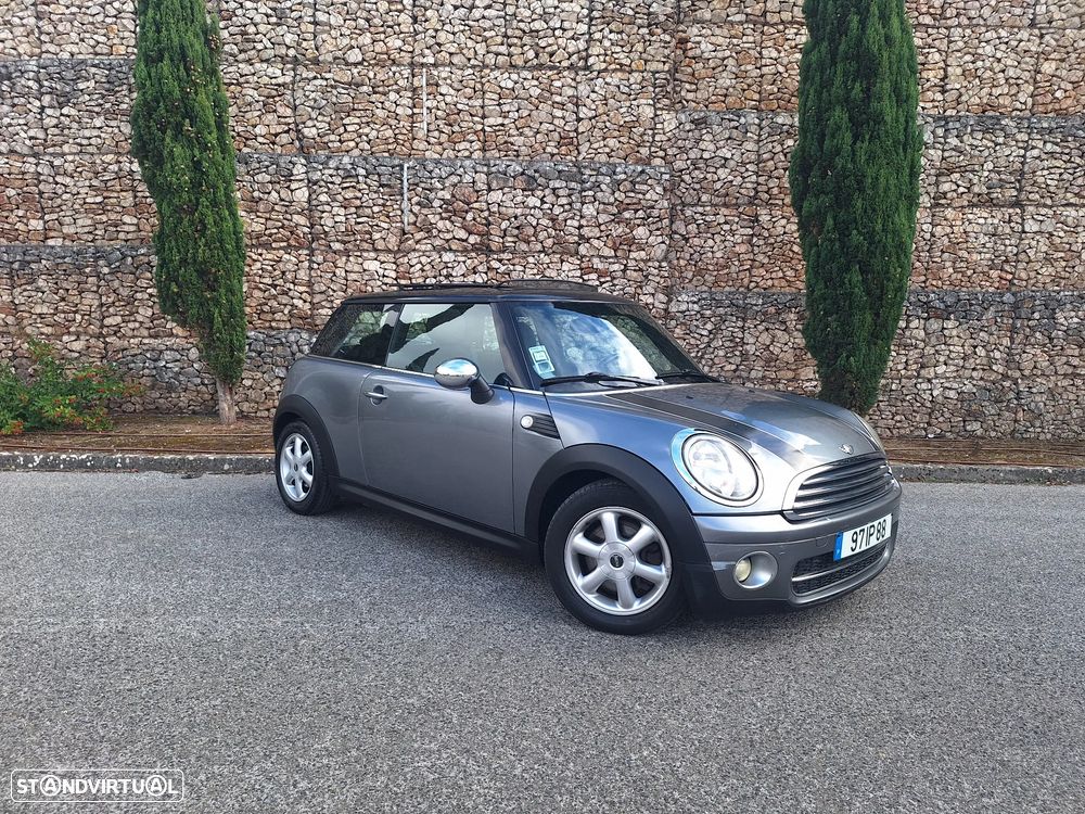 MINI 3 Portas One D - 20