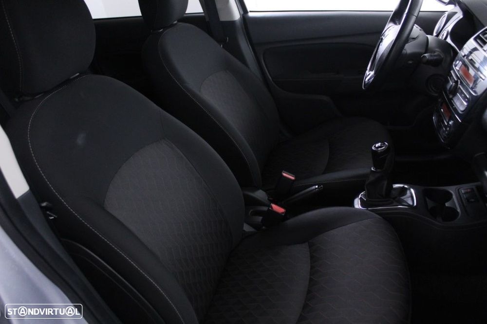Mitsubishi Space Star 1.2 Intense - 14