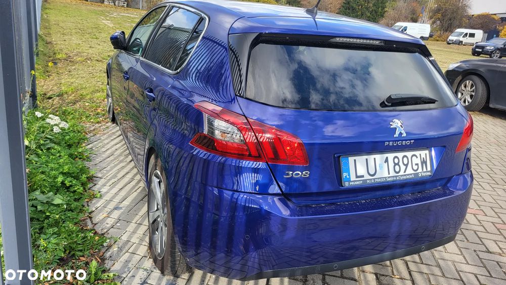 Peugeot 308 1.2 PureTech Allure S&S - 8
