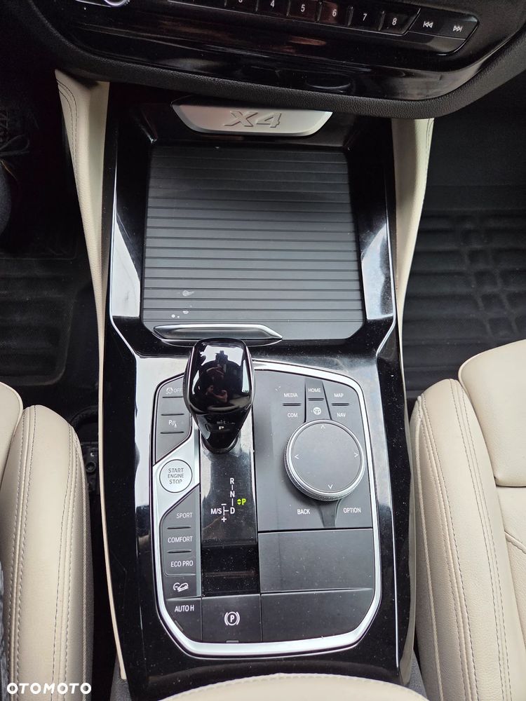 BMW X4 - 22