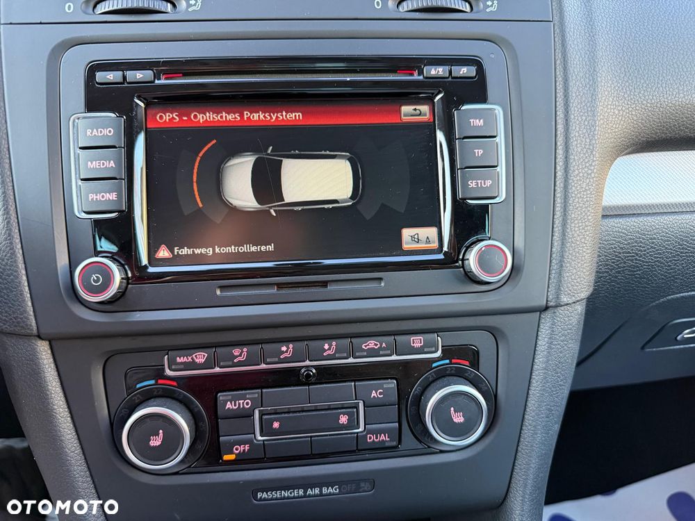 Volkswagen Golf - 21