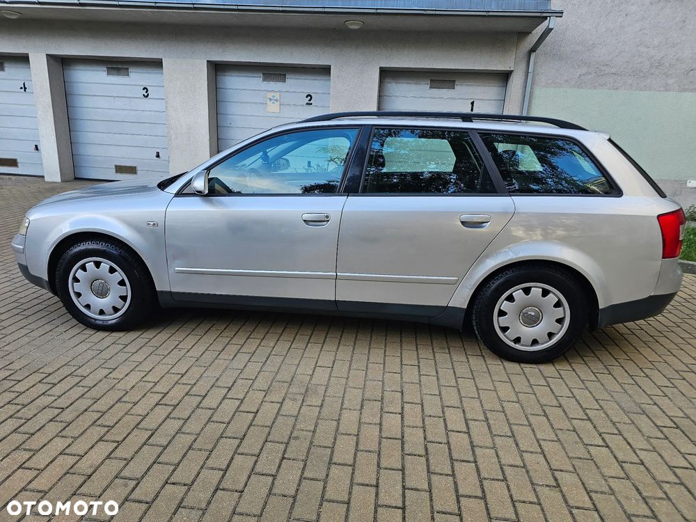 Audi A4 Avant - 5