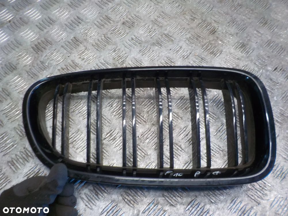 BMW 5 F10 F11 GRILL GRIL ATRAPA ZDERZAKA NERKA ORYGINAŁ - 1
