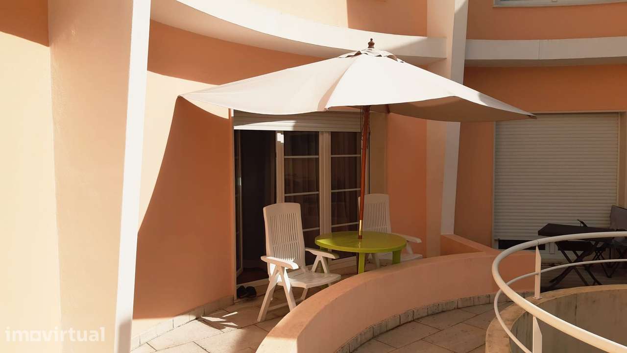 Apartamento Triplex T3+1 nas Caldas da Rainha - Condomínio com Piscina - Grande imagem: 3/42