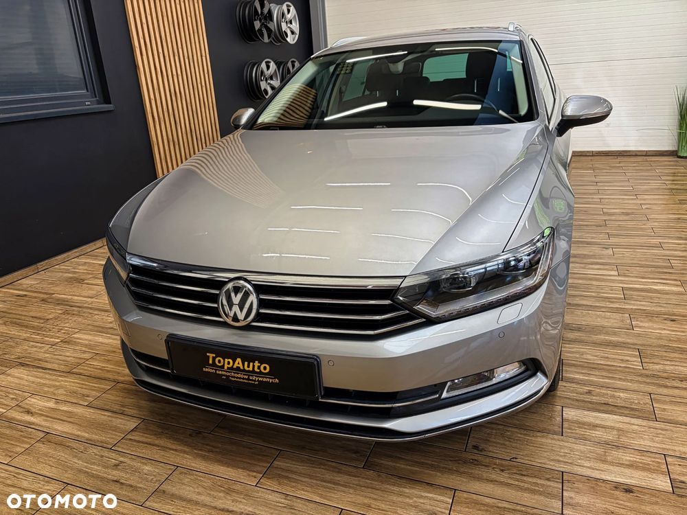 Volkswagen Passat Variant 2.0 TDI SCR 4Motion DSG Highline - 13