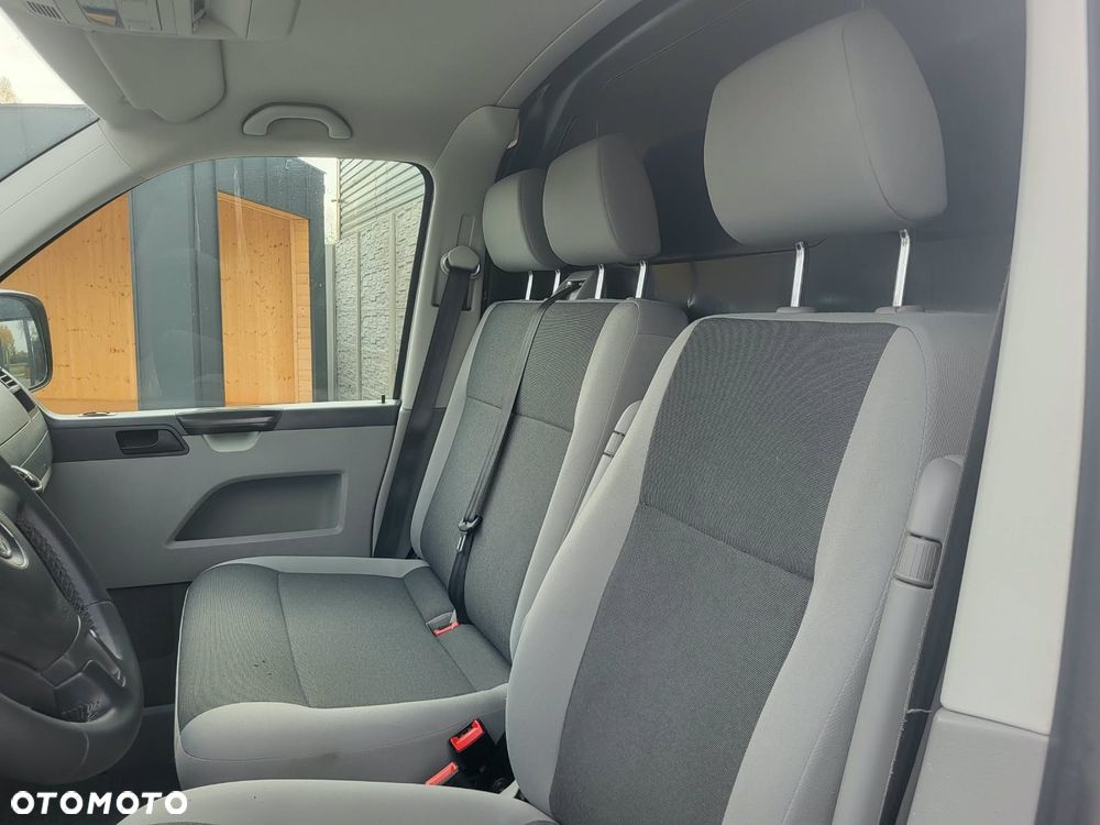 Volkswagen Transporter - 31