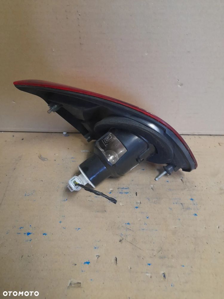 Lampa prawy tył tylna w klapę Nissan Qashqai I 89071064 - 4