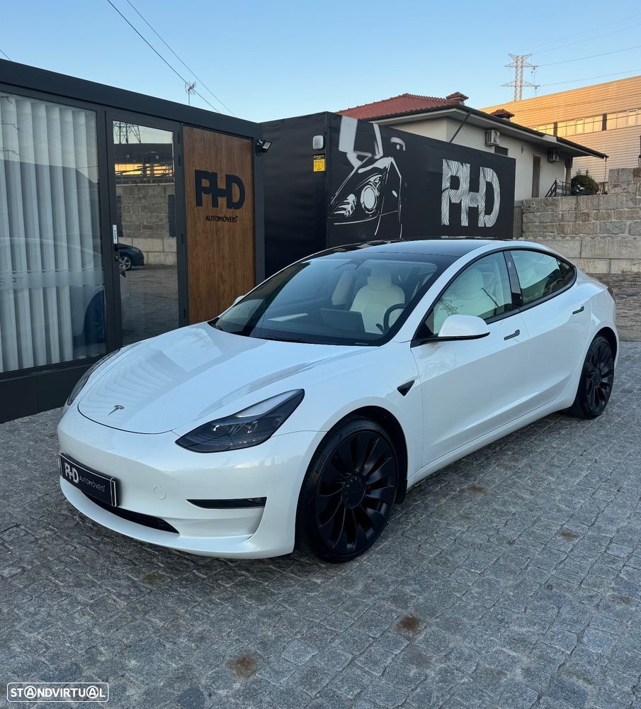 Tesla Model 3 Long Range AWD Dual Motor Performance - 3