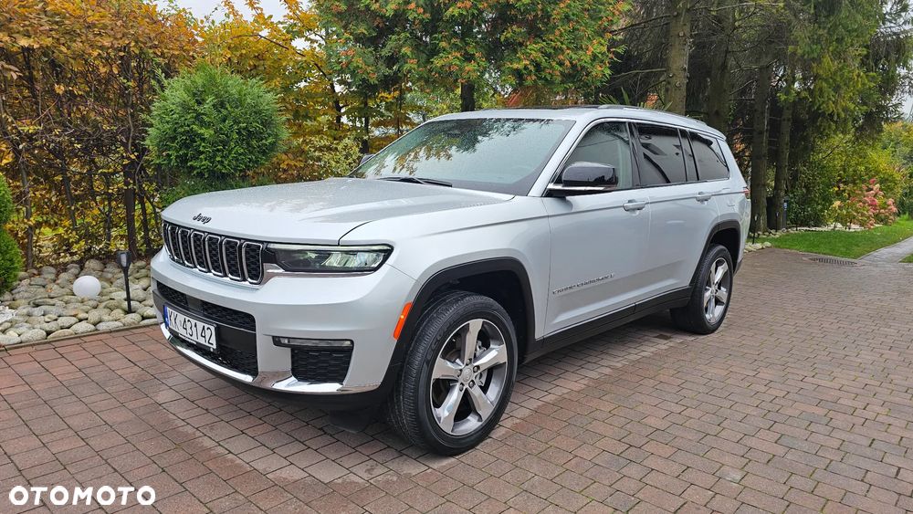 Jeep Grand Cherokee - 16