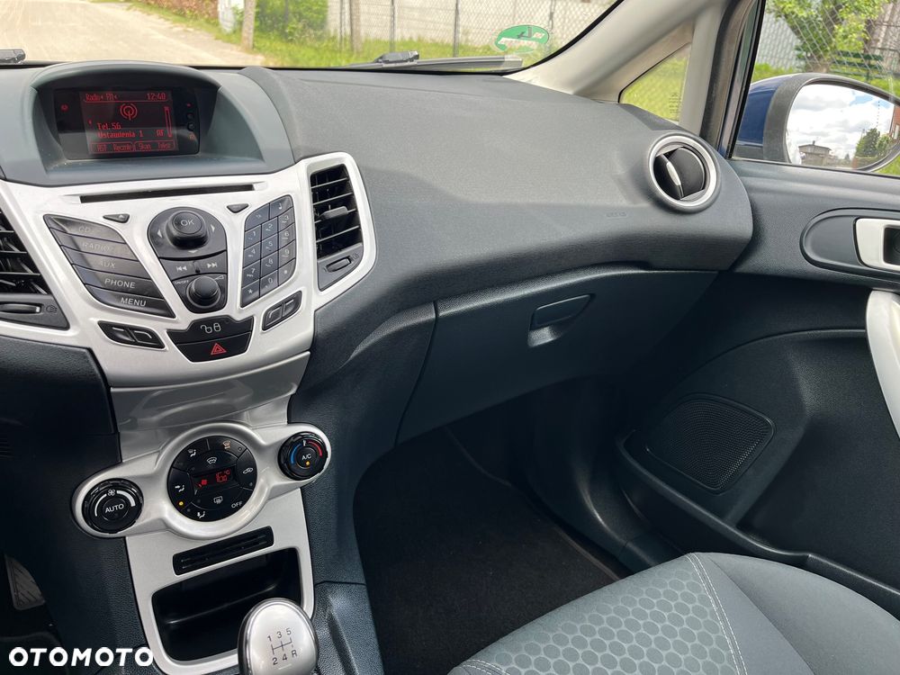 Ford Fiesta 1.4 Titanium - 25