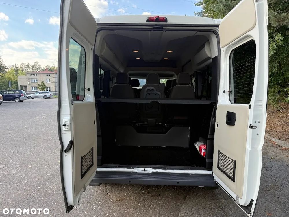 Peugeot Boxer 335 BlueHDi L3 - 17