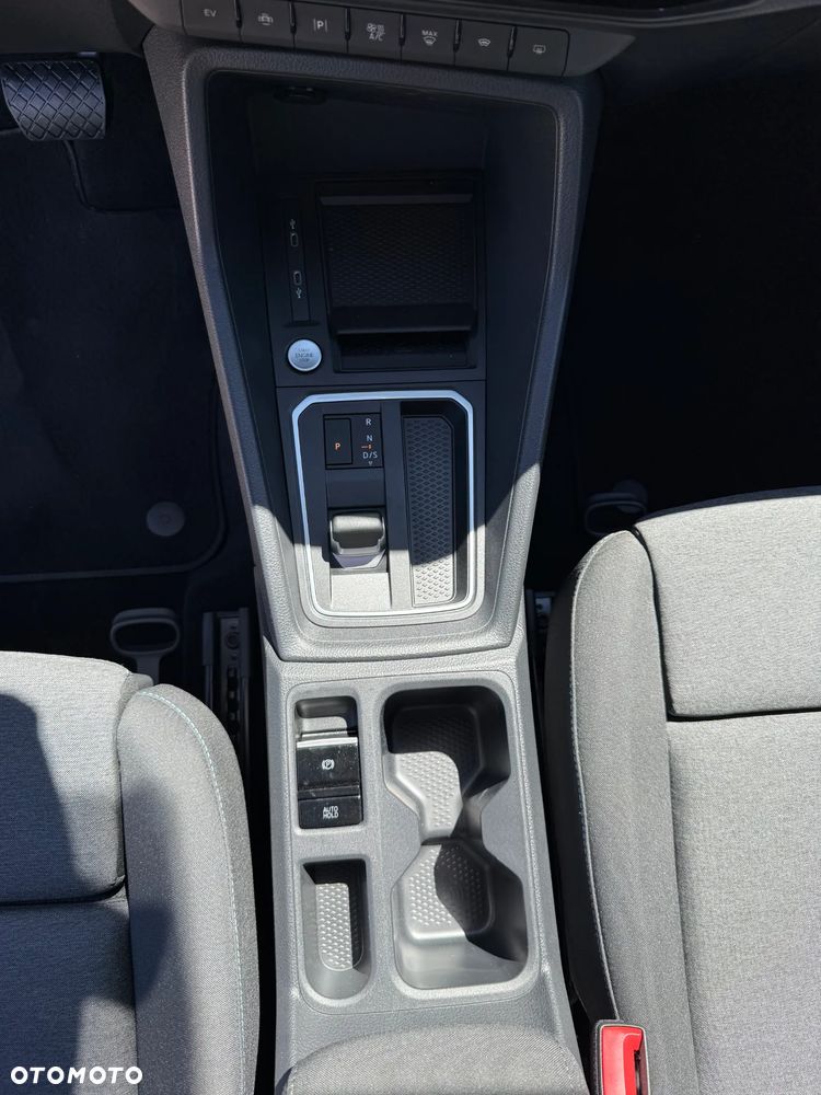 Ford Tourneo Connect Grand - 33