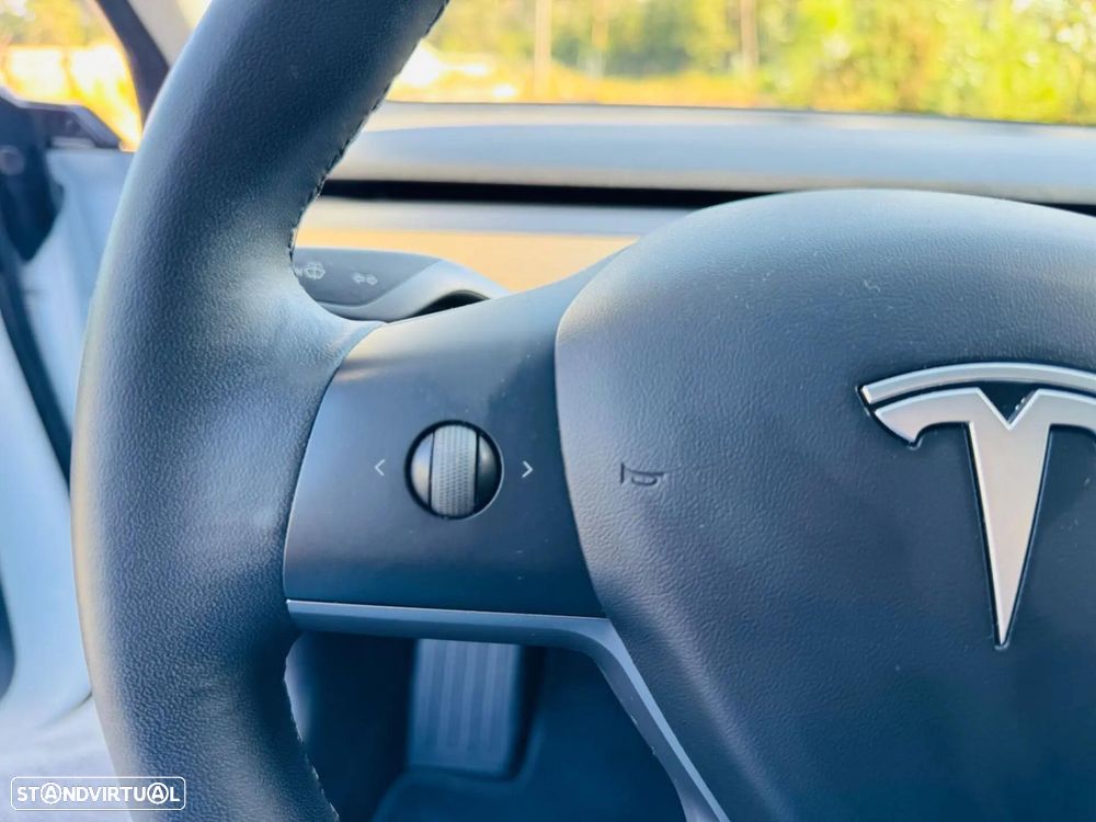 Tesla Model 3 Long Range AWD Dual Motor - 23