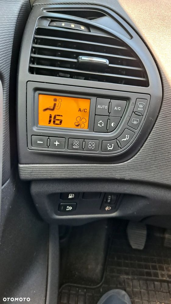 Citroën C4 Picasso - 22