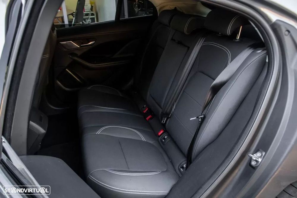 Jaguar I-Pace - 28