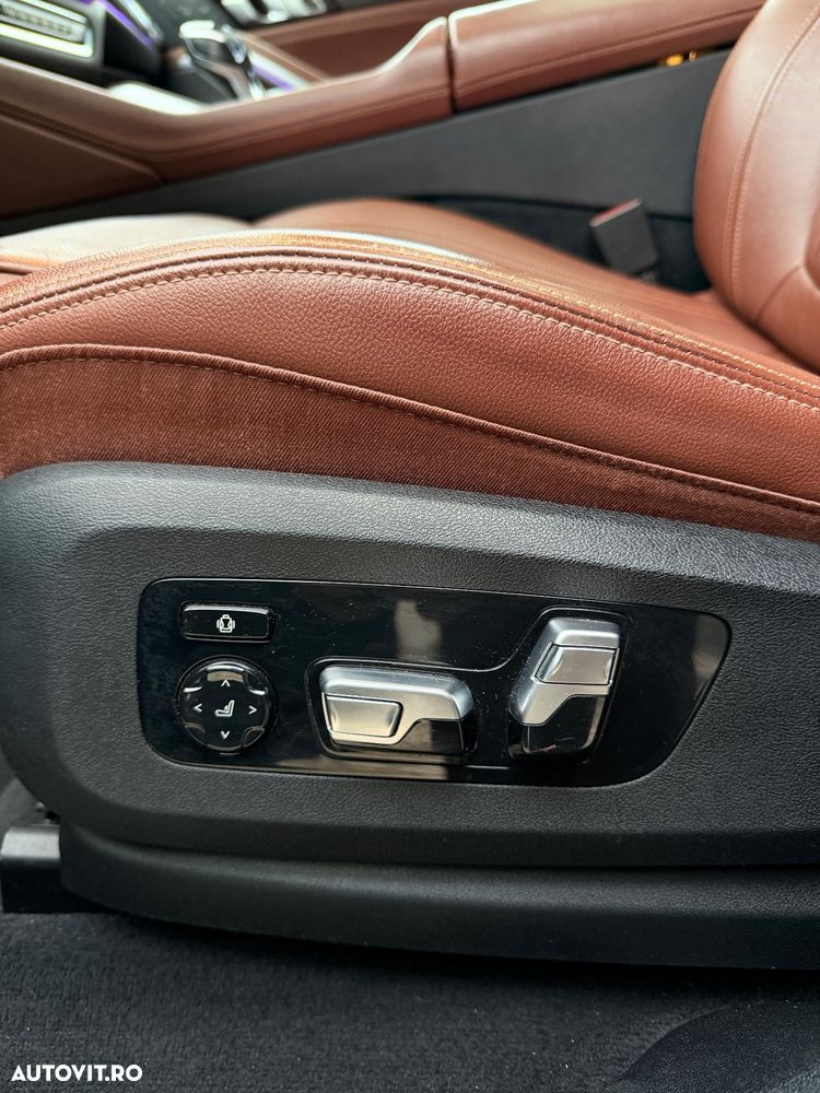 BMW X6 xDrive40d - 16