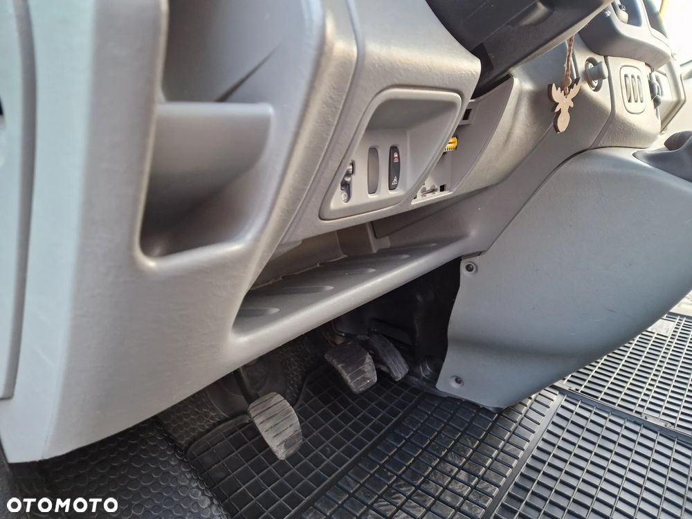 Opel Vivaro L2H1 2.9t Edition - 39