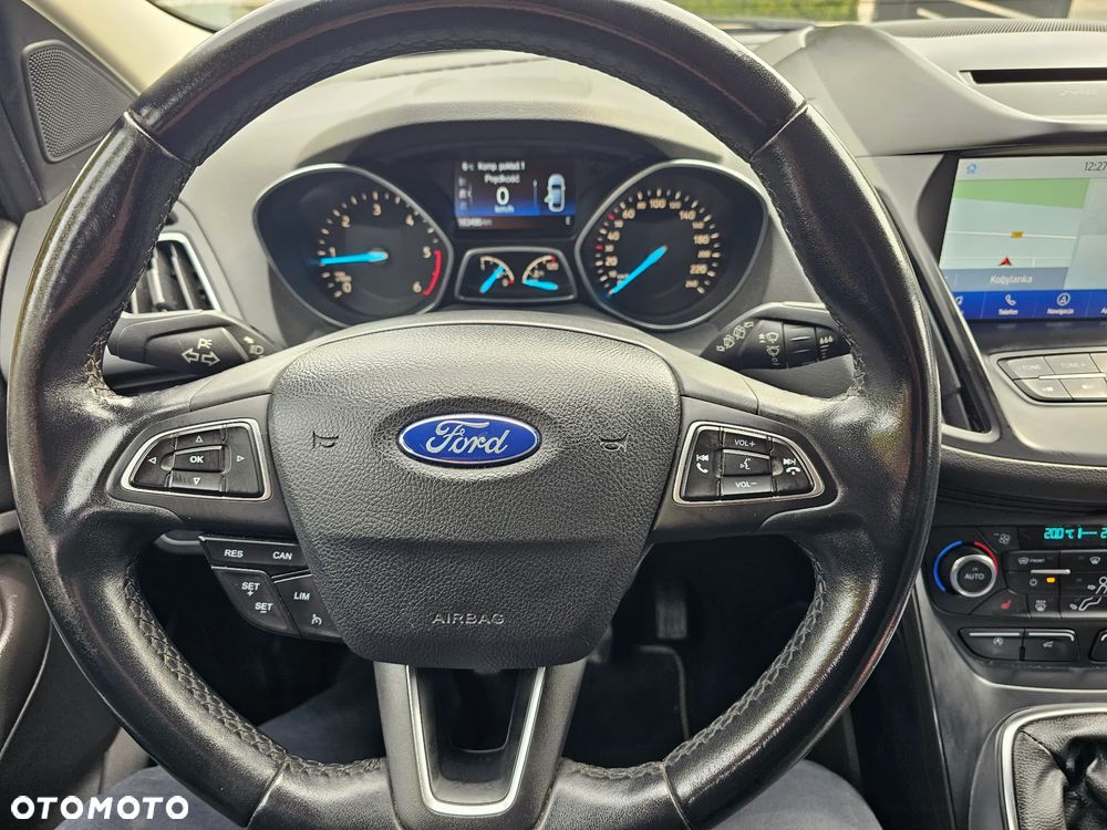 Ford Kuga - 16