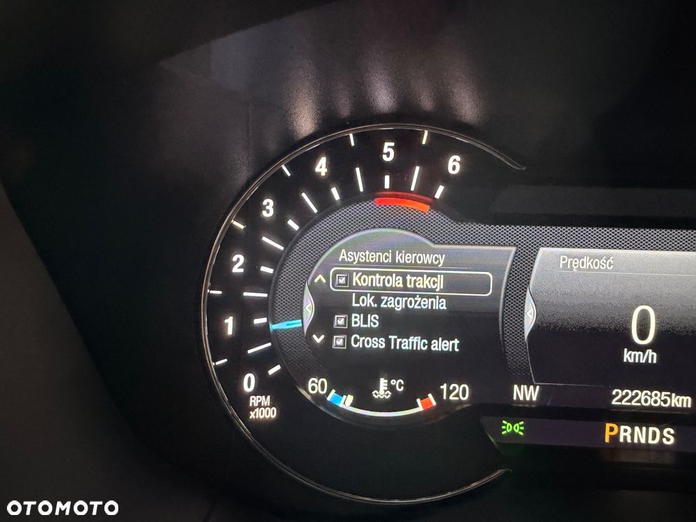 Ford Mondeo 2.0 EcoBlue Titanium - 37