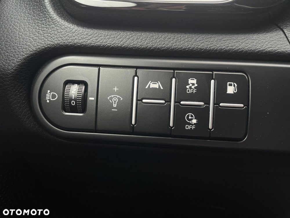 Kia Ceed 1.6 GDI PHEV Business Line DCT - 39