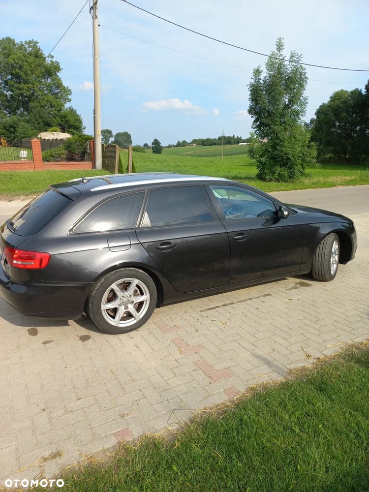 Audi A4 Avant 2.0 TDI - 7