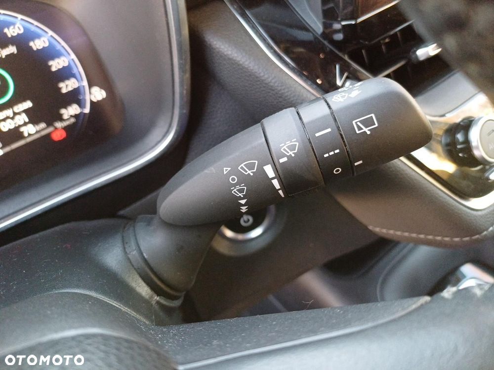 Toyota Corolla 1.8 Hybrid Comfort - 21