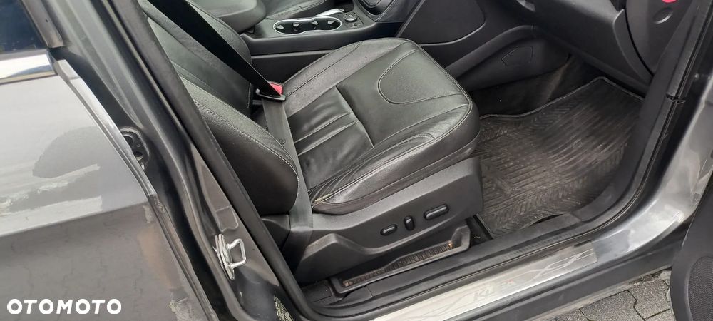 Ford Kuga 2.0 TDCi 4WD Titanium - 22