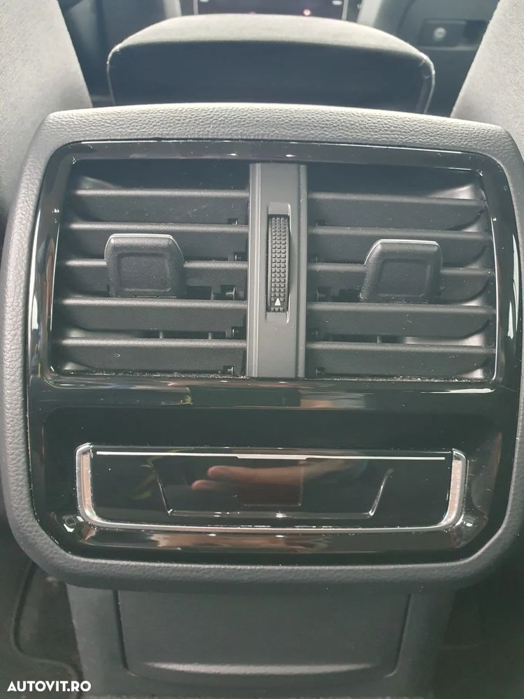 Volkswagen Passat Variant 2.0 TDI SCR DSG Business - 19