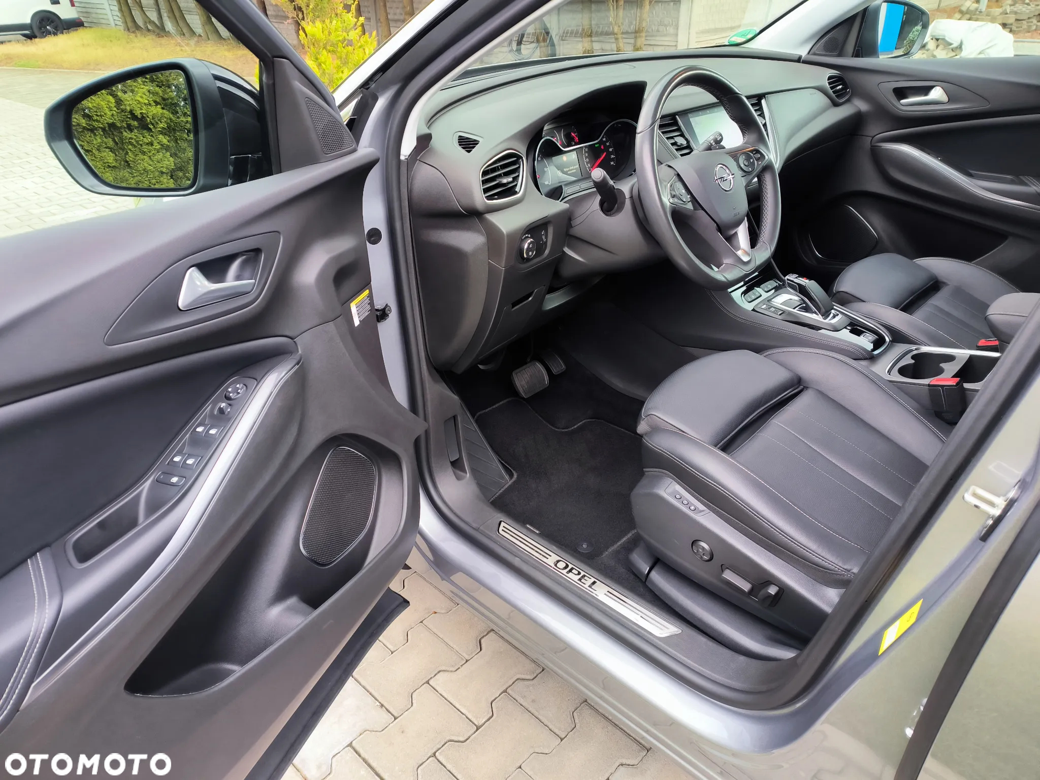 Opel Grandland X Plug-in-Hybrid 1.6 DI Start/Stop Ultimate - 12
