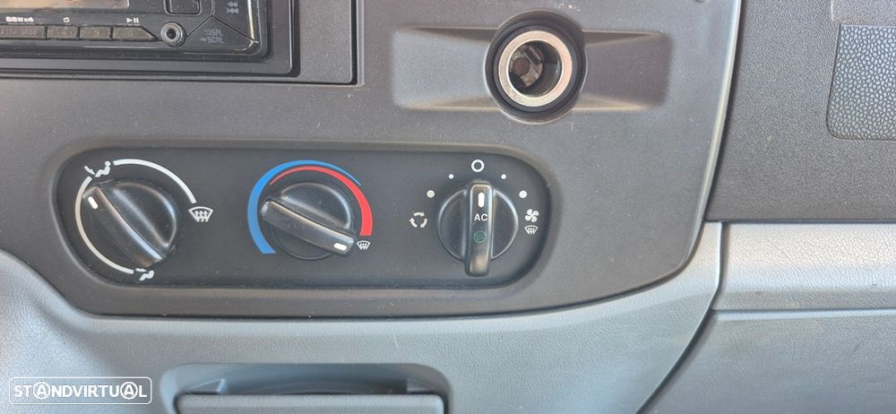 Ford Transit 2.2 TDCI - RIMOR - 6 LUGARES - 6 DORMIDAS - 17