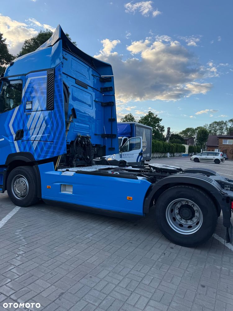 Renault T480 - 7