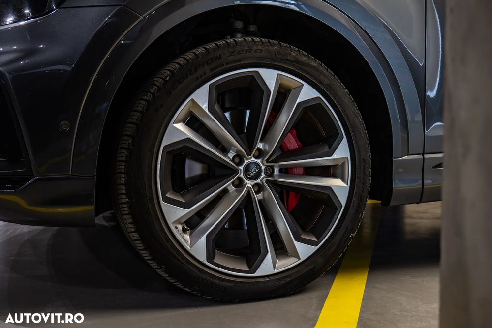 Audi Q8 - 33