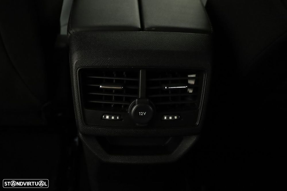 Peugeot 3008 1.6 Hybrid Allure Pack e-EAT8 - 23