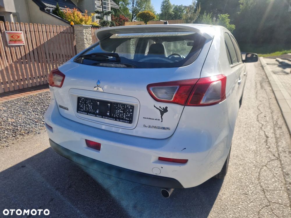 Mitsubishi Lancer 2.0 DID Instyle - 24