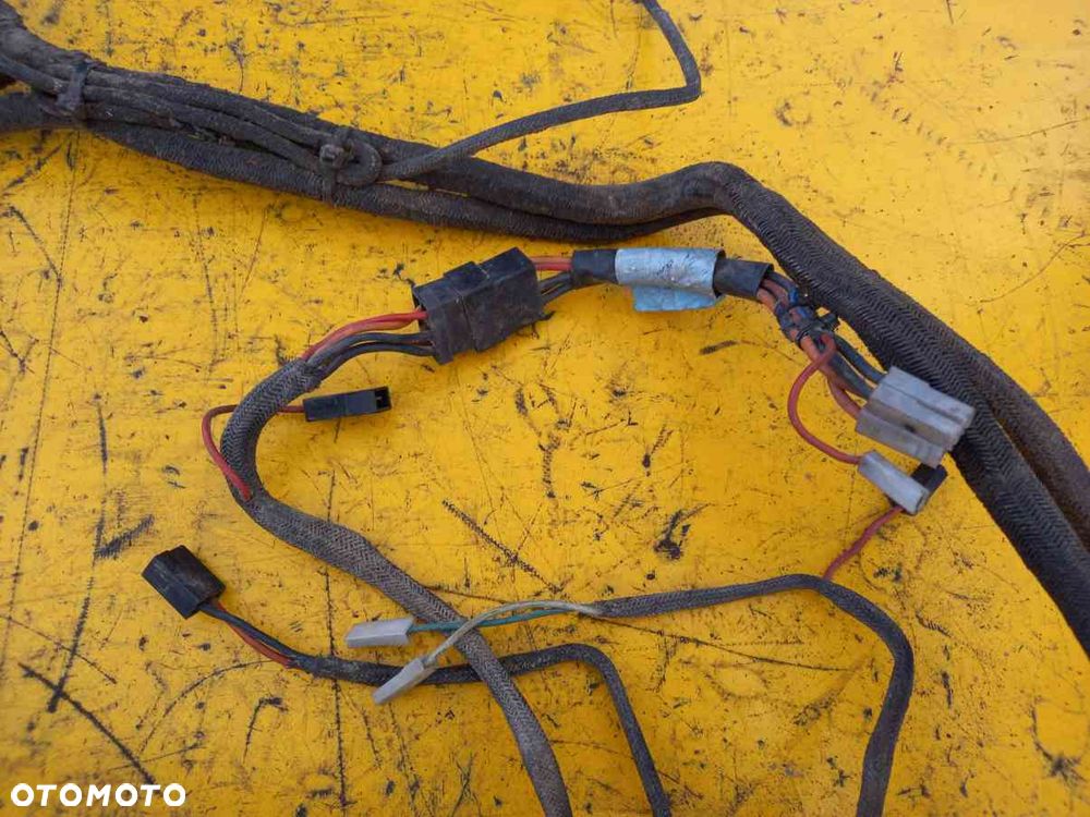 Wiązki elektryczne Massey Ferguson 8150 - 16