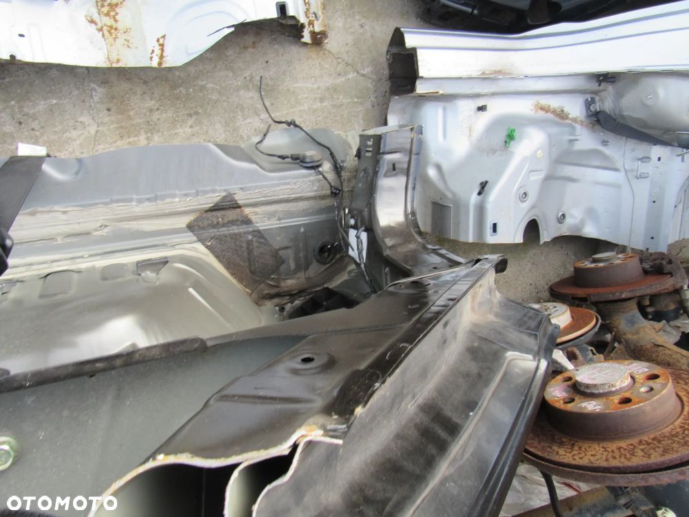 nissan QASHQAI j 11 tył lewa prawa ćwiartka - 6