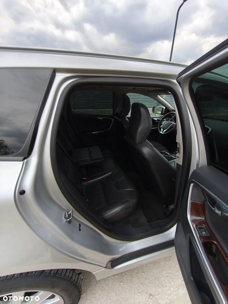 Volvo XC 60 T6 AWD Edition Pro - 11