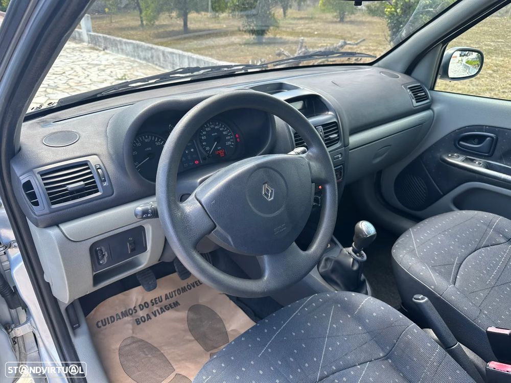 Renault Clio 1.5 dCi Confort Privilège - 11