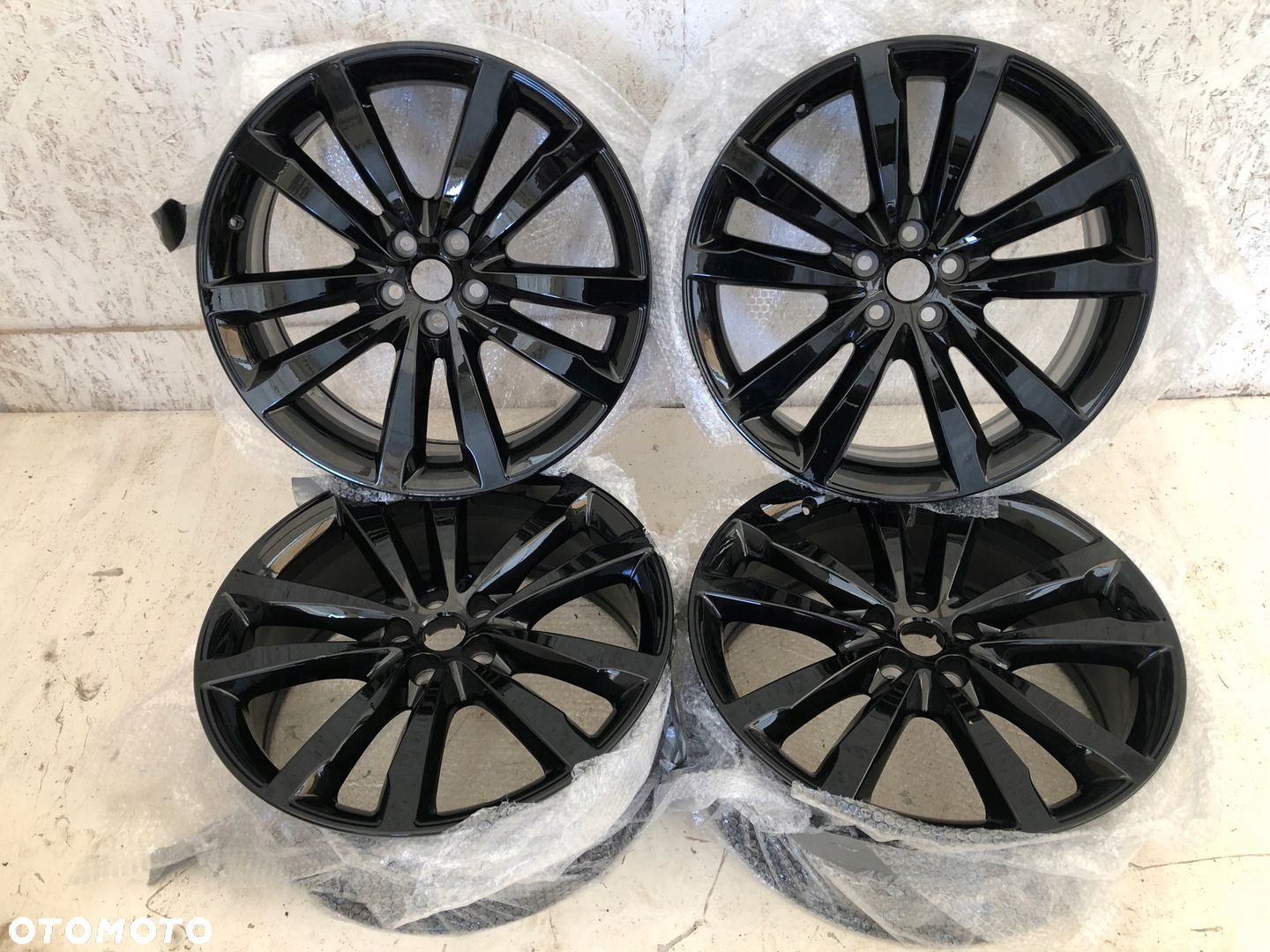 JAGUAR ALUFELGI 8,5x20 ET 49 ORYGINAŁ 5X108 - 1