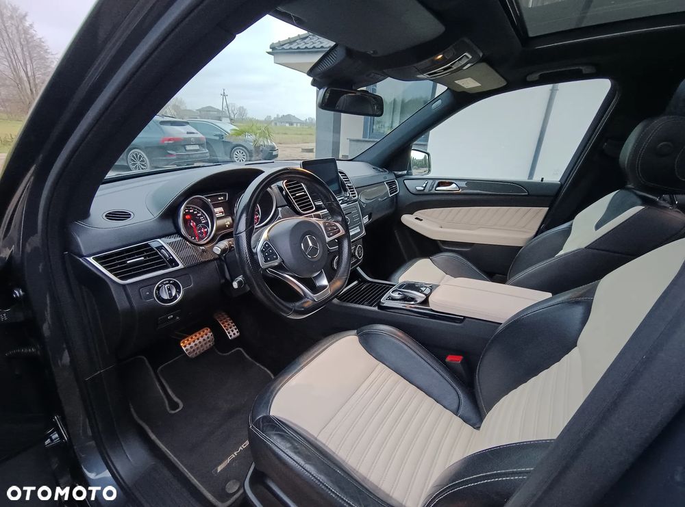 Mercedes-Benz GLE - 15