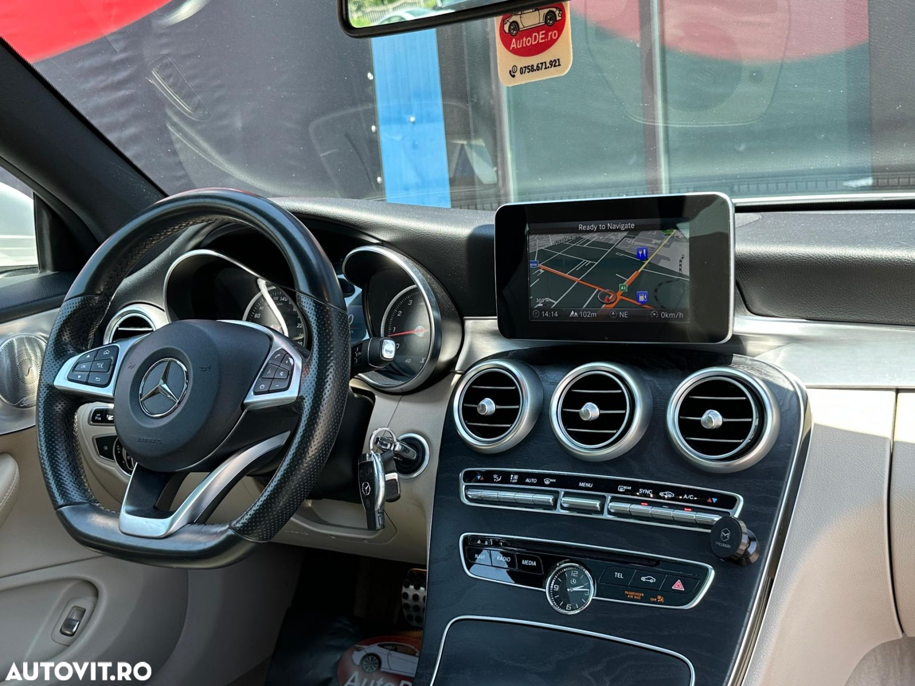 Mercedes-Benz C - 10