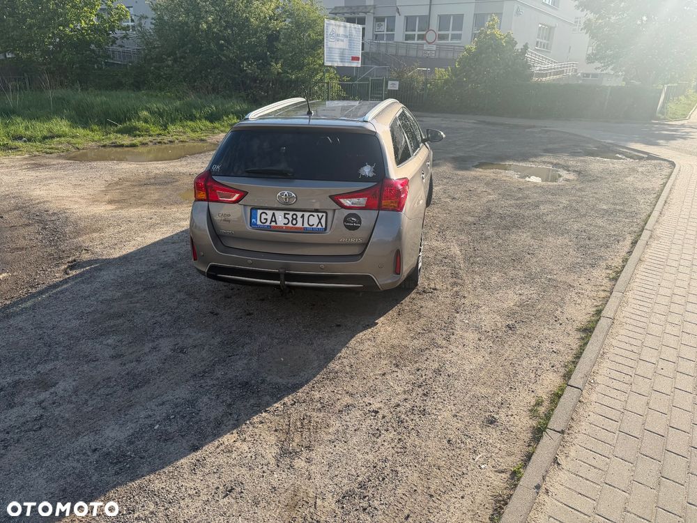 Toyota Auris 1.4 D-4D Premium Comfort - 5