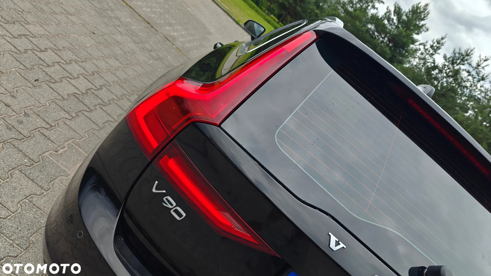 Volvo V90 D4 Momentum Pro - 8