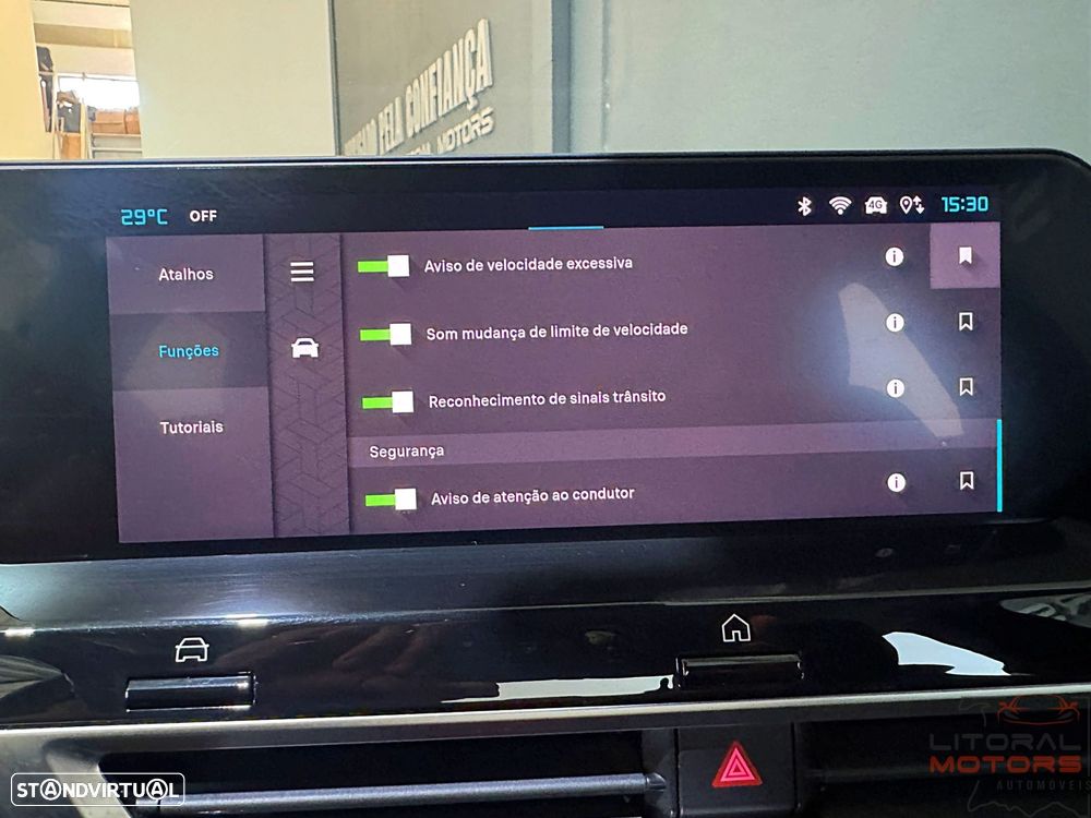 Citroën C4 X 1.2 PureTech Plus EAT8 - 37